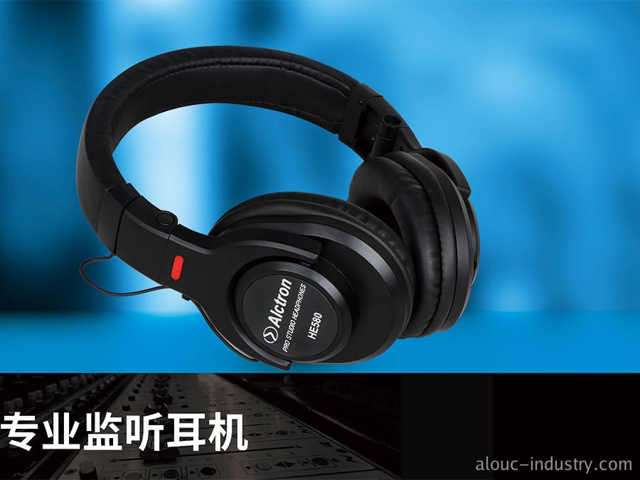 HE580监听耳机写真图